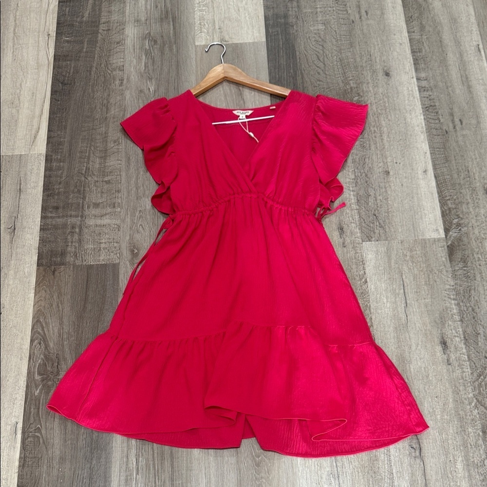 ❄️☀️Max Studio Vibrant Pink Flutter Sleeve Dress